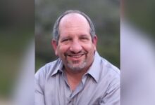 Portrait of Richard Shulman, medical technologies group CEO, known for advancing AI-driven diagnostics.