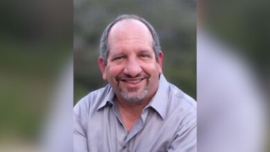 Portrait of Richard Shulman, medical technologies group CEO, known for advancing AI-driven diagnostics.