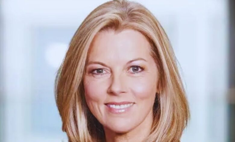 Mary Nightingale